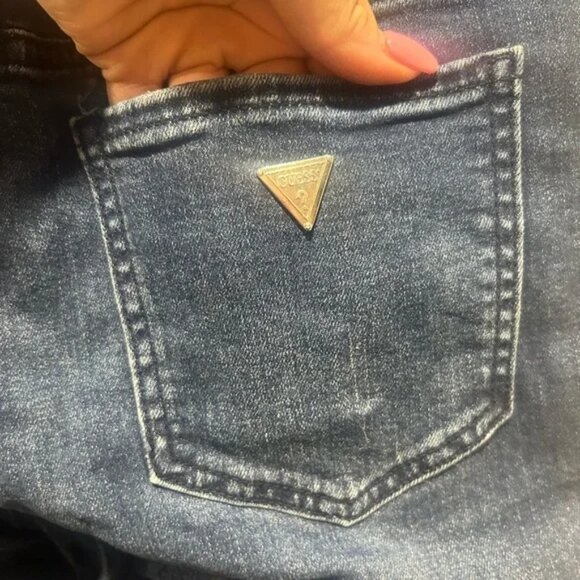 GUESS denim jeans, size 26, distressed, skinny, sexy curve , silver hardware - Picture 4 of 8